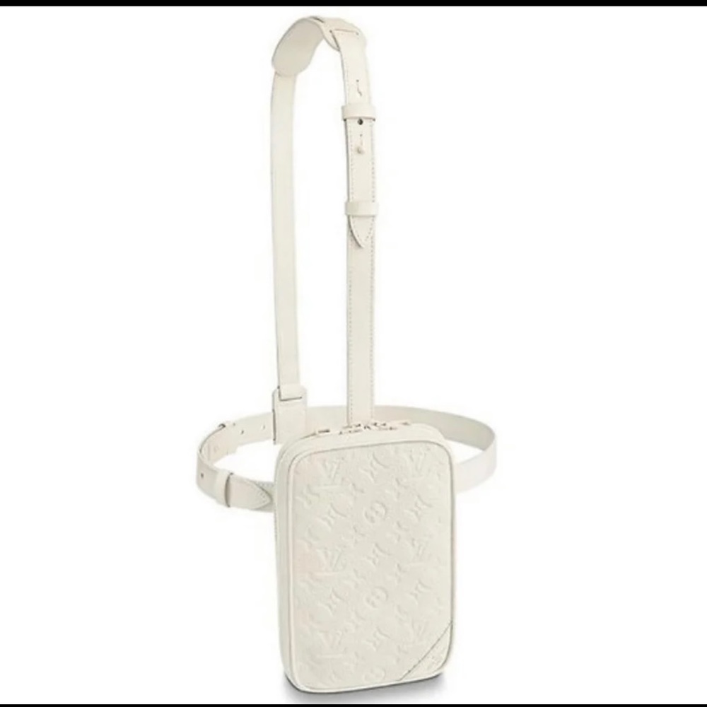 Louis Vuitton utility side bag
